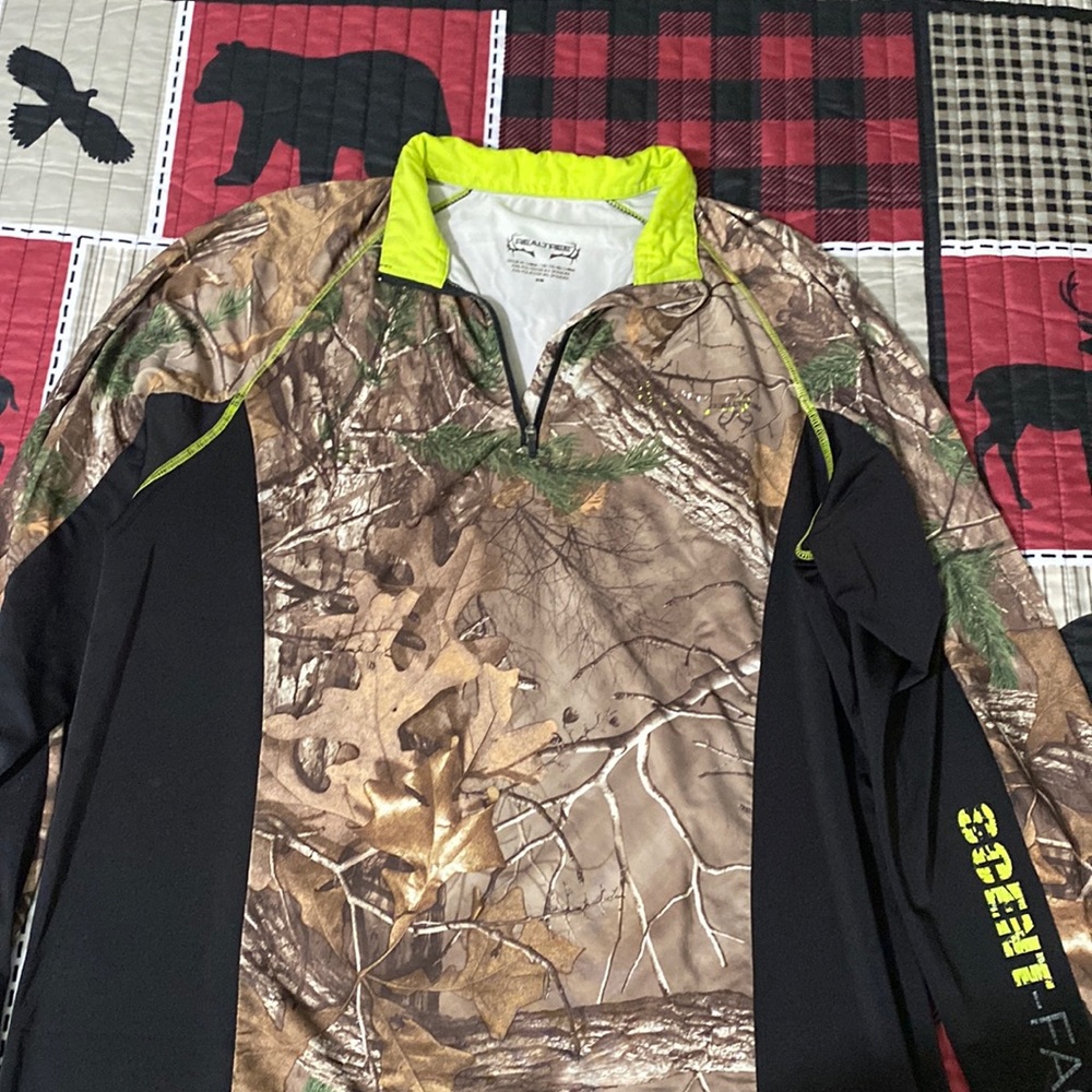 Realtree Camo Pullover